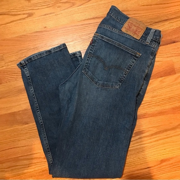 Levi's Other - 👖Levi’s 505 Regular Fit Jeans